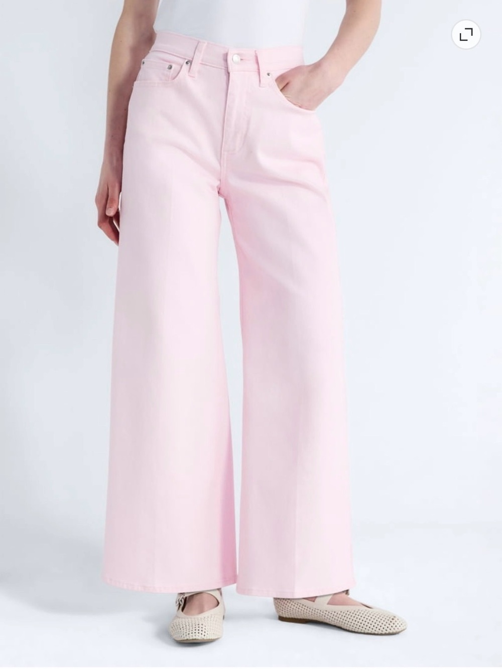 New with tag women’s pink jeans